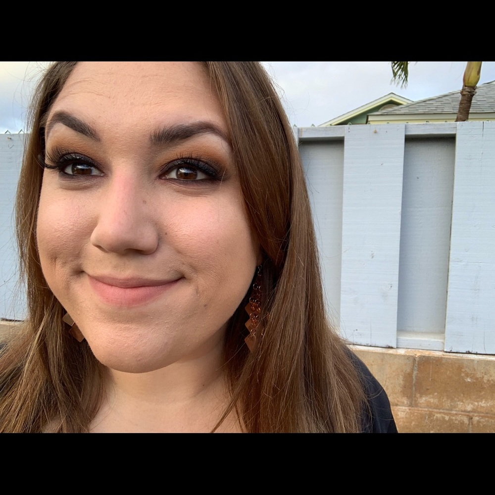 Meet your Posher, Gabrielle